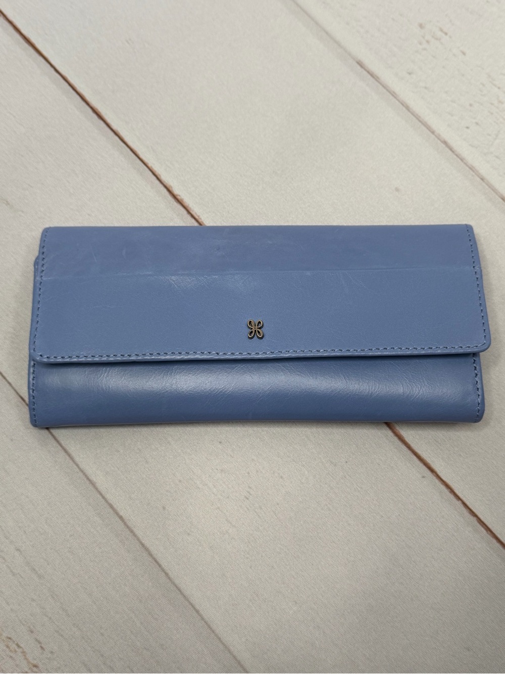 NWT - HOBO Jill Large Trifold Wallet - Periwinkle 100% Leather